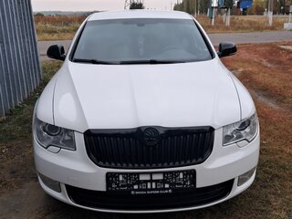 2011 Skoda Superb II, белый, 1650000 рублей, вид 4