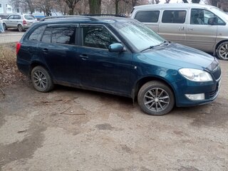 2012 Skoda Fabia II Рестайлинг, синий, 560000 рублей, вид 3