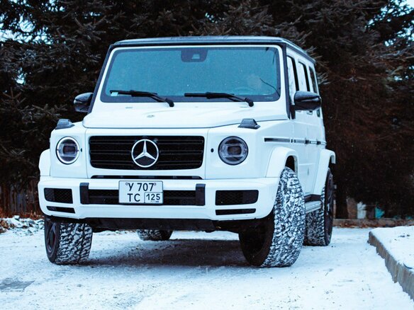 2021 Mercedes-Benz G-Класс 400 d III (W463), белый, 14000000 рублей - вид 2