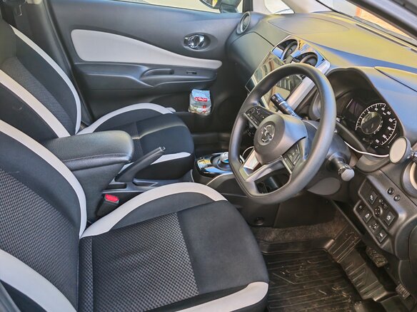 2019 Nissan Note e-Power II Рестайлинг, серый, 1499990 рублей - вид 8
