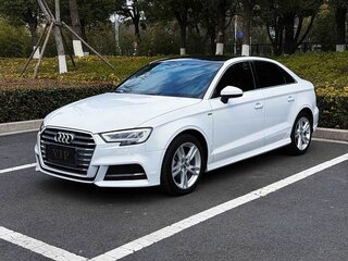2020 Audi A3 III (8V) Рестайлинг, белый, 1400000 рублей, вид 3