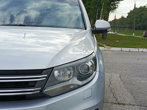 2016 Volkswagen Tiguan I Рестайлинг, серебристый - вид 16