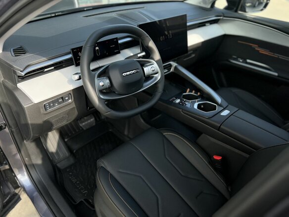 2026 Omoda C5 II, серый - вид 21