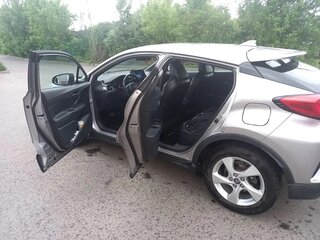 2017 Toyota C-HR I, серый, 2150000 рублей, вид 5