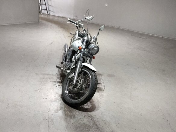 2005 Yamaha XVS400 Drag Star, белый, 335000 рублей - вид 2