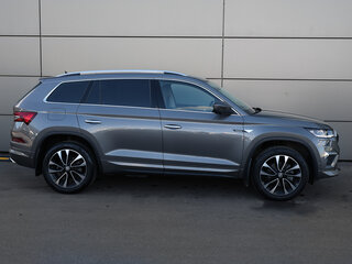 2023 Skoda Kodiaq I Рестайлинг, серый, 4649000 рублей, вид 4