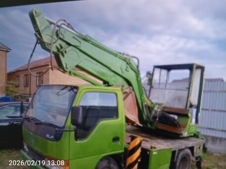 1995 Isuzu Колесные экскаваторы, зелёный, 1950000 рублей, вид 1