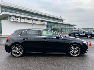 2019 Mercedes-Benz A-Класс 200 IV (W177), чёрный, 2569000 рублей, вид 4