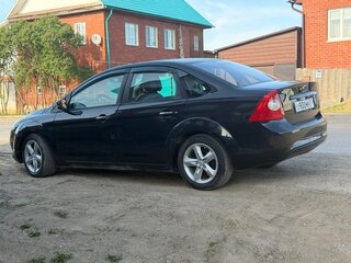 2010 Ford Focus II Рестайлинг, чёрный, 455555 рублей, вид 4
