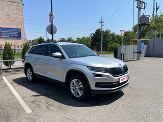 2021 Skoda Kodiaq I, серебристый, 2550000 рублей, вид 3