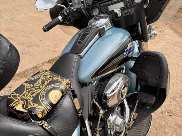 2007 Harley-Davidson Electra Glide, голубой, 949000 рублей - вид 2