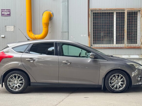 2012 Ford Focus III, серый, 680000 рублей - вид 6