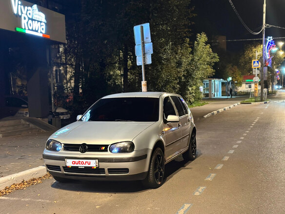 2000 Volkswagen Golf IV, серебристый - вид 1