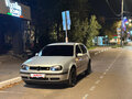 2000 Volkswagen Golf IV, серебристый - вид 1