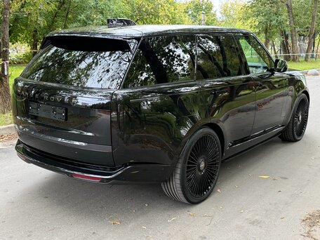 2026 Land Rover Range Rover P530 MHEV V, чёрный, 26590000 рублей, вид 5