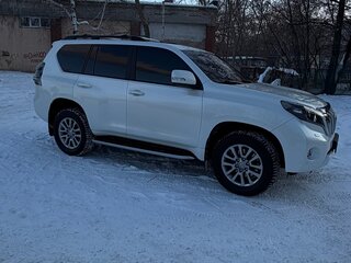 2016 Toyota Land Cruiser Prado 150 Series Рестайлинг 1, белый, 4500000 рублей, вид 2