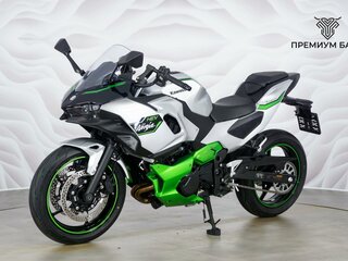 2025 Kawasaki Ninja 7, серебристый, 999000 рублей, вид 3