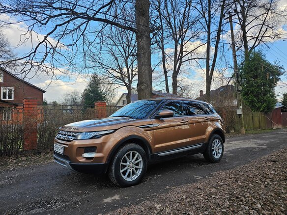 2014 Land Rover Range Rover Evoque 9-speed I, золотистый, 1790000 рублей - вид 4