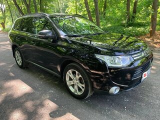2012 Mitsubishi Outlander III, чёрный, 1500000 рублей, вид 1