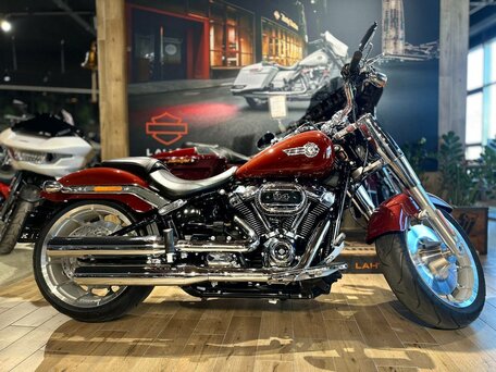 2024 Harley-Davidson Fat Boy, красный, 3400000 рублей, вид 1