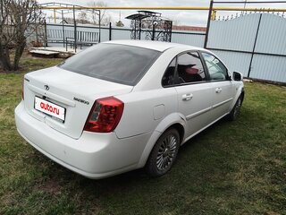 2015 Daewoo Gentra II, белый, 360000 рублей, вид 4