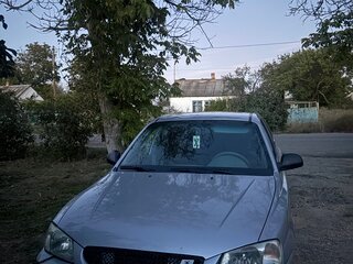 2004 Hyundai Accent ТагАЗ II, серебристый, 415000 рублей, вид 4