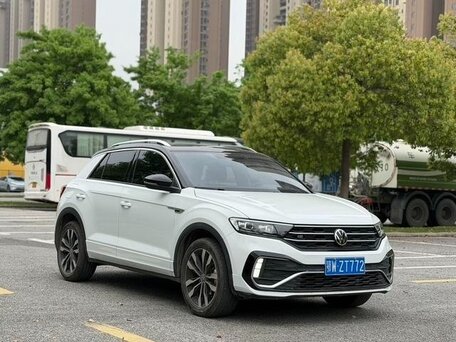 2022 Volkswagen T-Roc I (China Market), белый, 1585000 рублей, вид 1