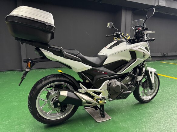 2017 Honda NC 750X, белый, 875000 рублей - вид 18