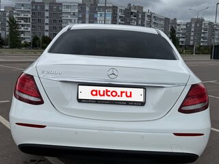 2016 Mercedes-Benz E-Класс 200 d V (W213, S213, C238), белый, 3500000 рублей, вид 4