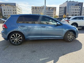 2013 Volkswagen Golf VII, голубой, 1100000 рублей, вид 3