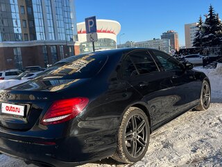 2018 Mercedes-Benz E-Класс 200 V (W213, S213, C238), чёрный, 2500000 рублей, вид 1