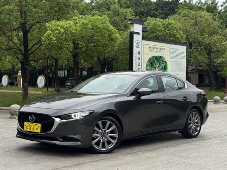 Mazda 3 IV (BP)