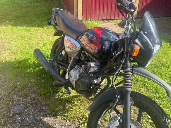 2021 Bajaj Boxer BM 150X, чёрный, 80000 рублей - вид 15