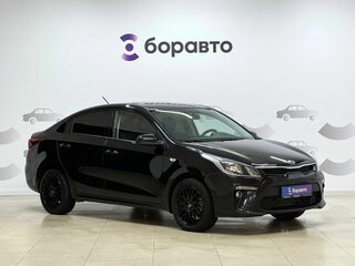 2019 Kia Rio IV, чёрный, 1495000 рублей, вид 3