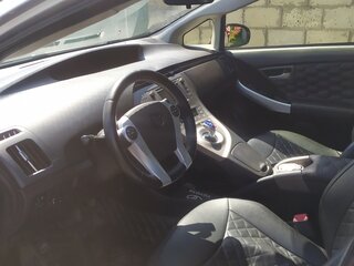 2012 Toyota Prius PHV ZVW35 III Рестайлинг (XW30), серебристый, 1200000 рублей, вид 4