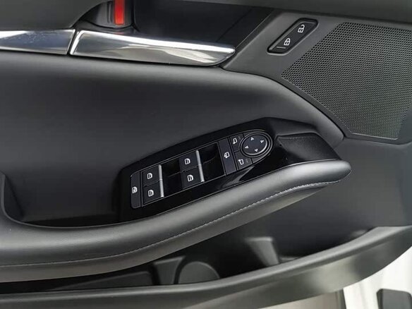 2024 Mazda 3 Axela IV (BP), белый, 2000000 рублей - вид 14
