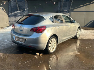 2011 Opel Astra J, серебристый, 480000 рублей, вид 5