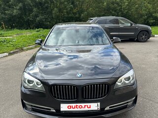 2013 BMW 7 серии 750i xDrive V (F01/F02/F04) Рестайлинг, серый, 1600000 рублей, вид 3