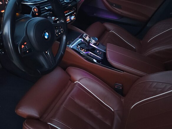 2019 BMW 5 серии M550d xDrive VII (G30/G31/G38), синий, 4777777 рублей - вид 6