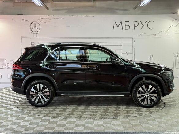 2026 Mercedes-Benz GLE 350 II (V167) Рестайлинг, чёрный, 11924400 рублей - вид 5