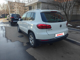 2014 Volkswagen Tiguan I Рестайлинг, белый, 2100000 рублей, вид 4