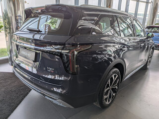2025 Hongqi HS7 II, фиолетовый, 5200000 рублей, вид 4