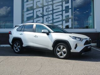 2021 Toyota RAV4 V (XA50), белый, 3079000 рублей, вид 1