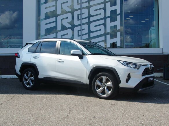 2021 Toyota RAV4 V (XA50), белый
