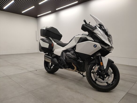 2026 BMW R 1300 RT, белый, 3890000 рублей - вид 2