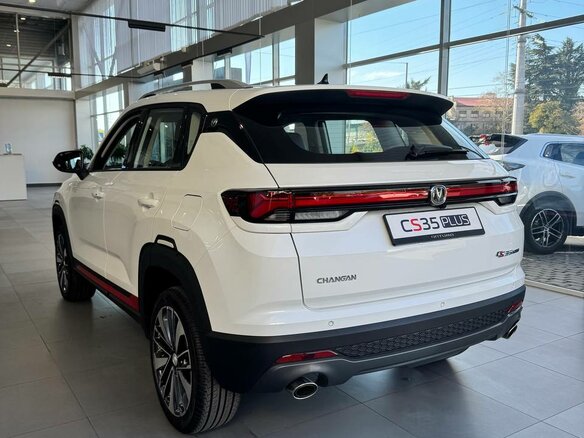 2025 Changan CS35 Plus I Рестайлинг, белый - вид 3