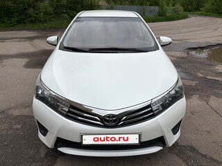 2014 Toyota Corolla XI (E160, E170, E180), белый, 1400000 рублей, вид 1