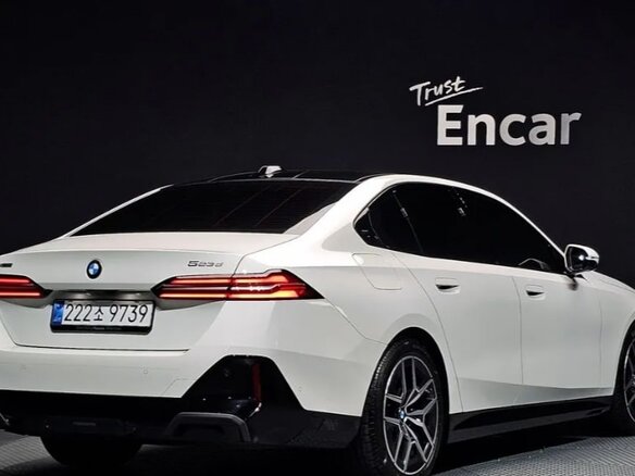 2026 BMW 5 серии 523d xDrive VIII (G60/G61/G68), белый, 7789680 рублей - вид 1