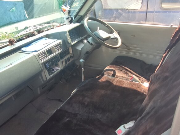 1983 Mazda Bongo II, серебристый, 235000 рублей - вид 18