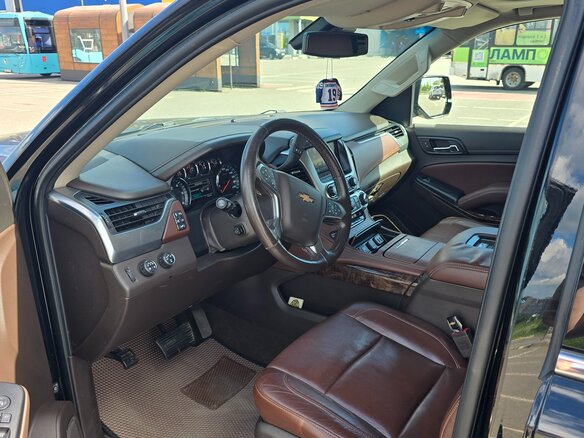 2016 Chevrolet Tahoe IV, чёрный, 3350000 рублей - вид 8
